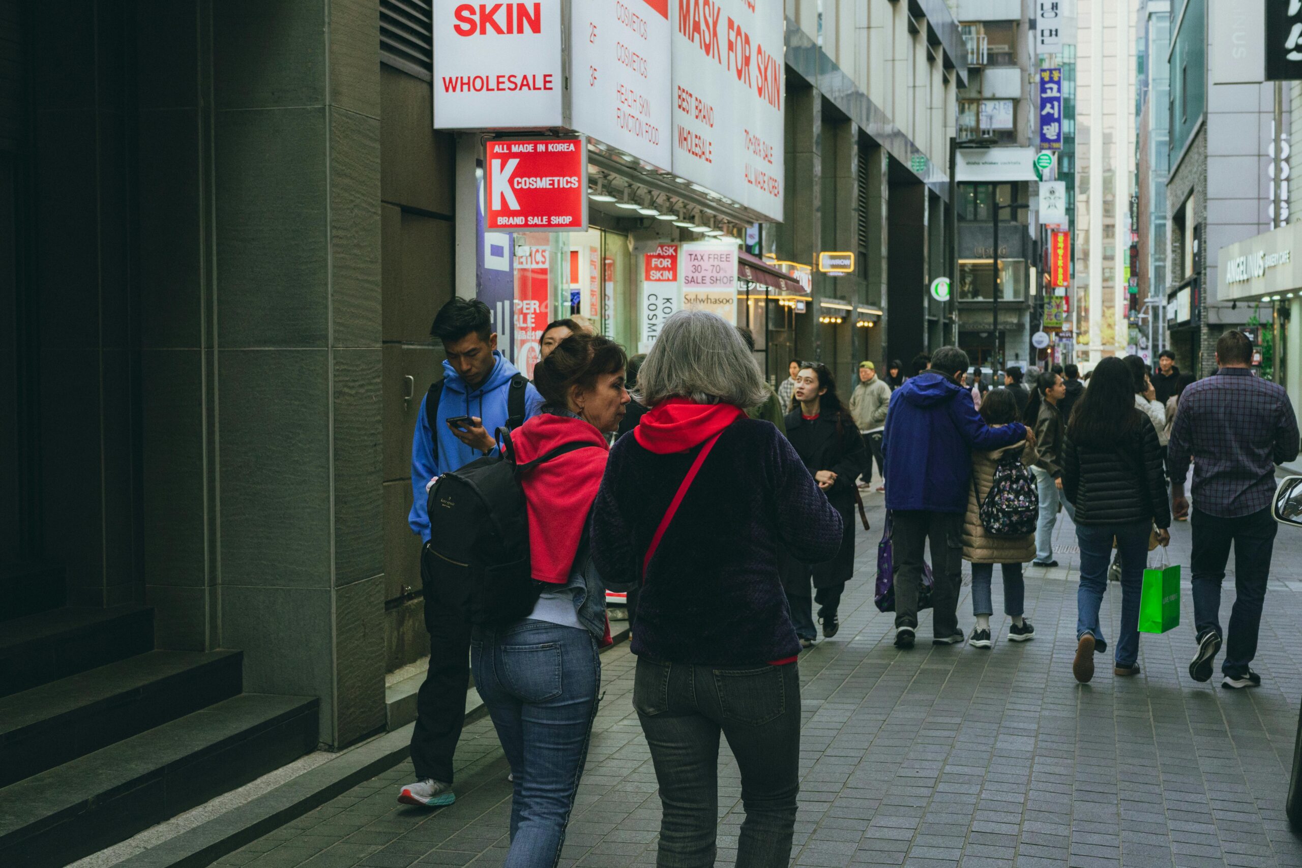 Myeongdong: Seoul’s Fashion, Cosmetics & Street Food Haven