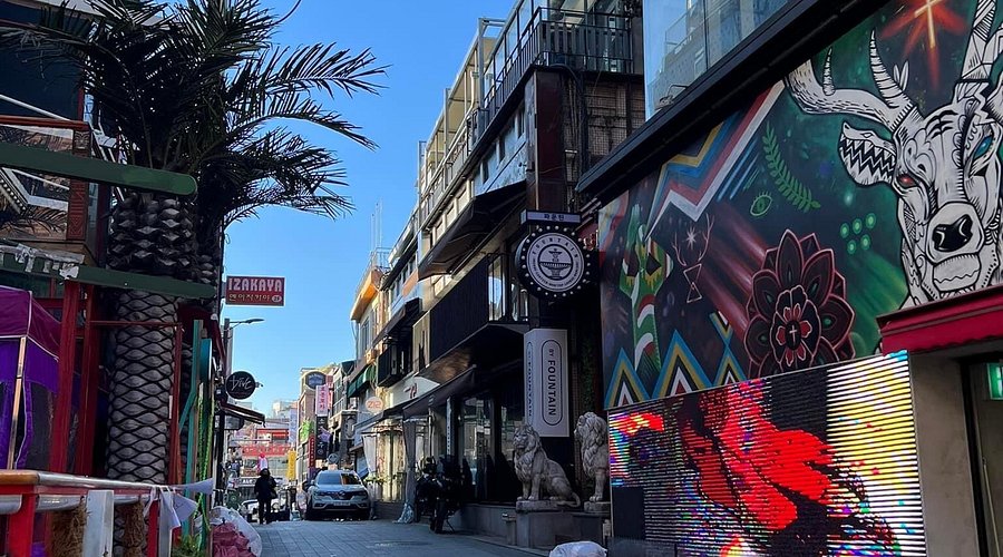 Itaewon: Seoul’s Vibrant Cultural Melting Pot, Cuisine, Nightlife