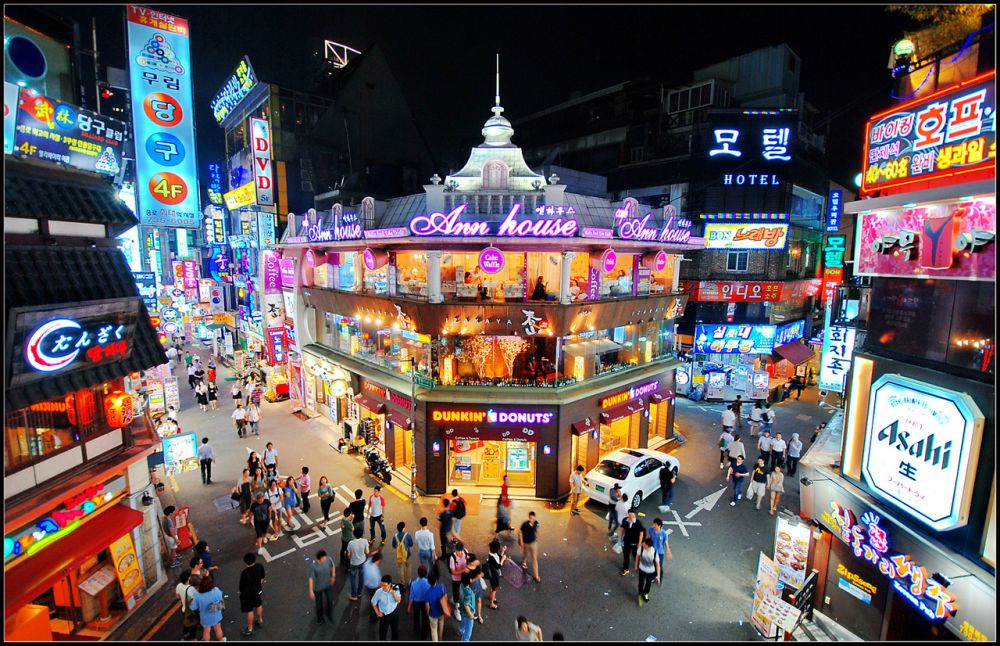 Hongdae Nightlife:Vibrant Clubs, Live Music & Street Culture