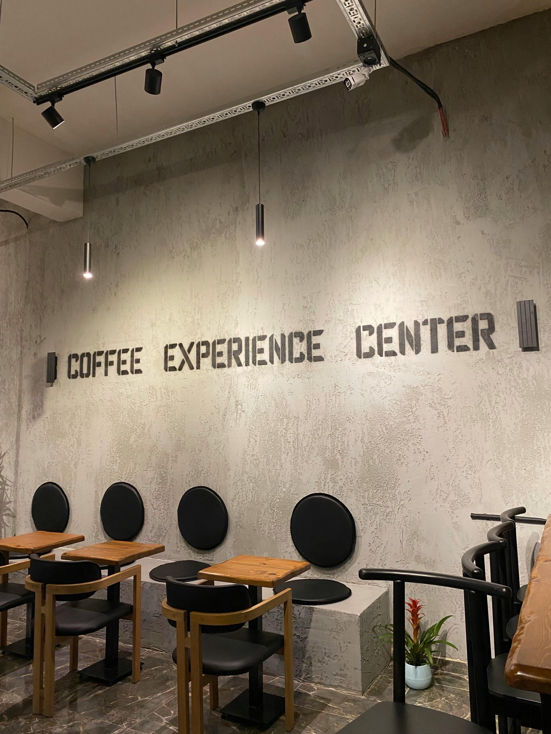 Anthracite Coffee Hapjeong Seoul: Industrial Chic Coffee Experience