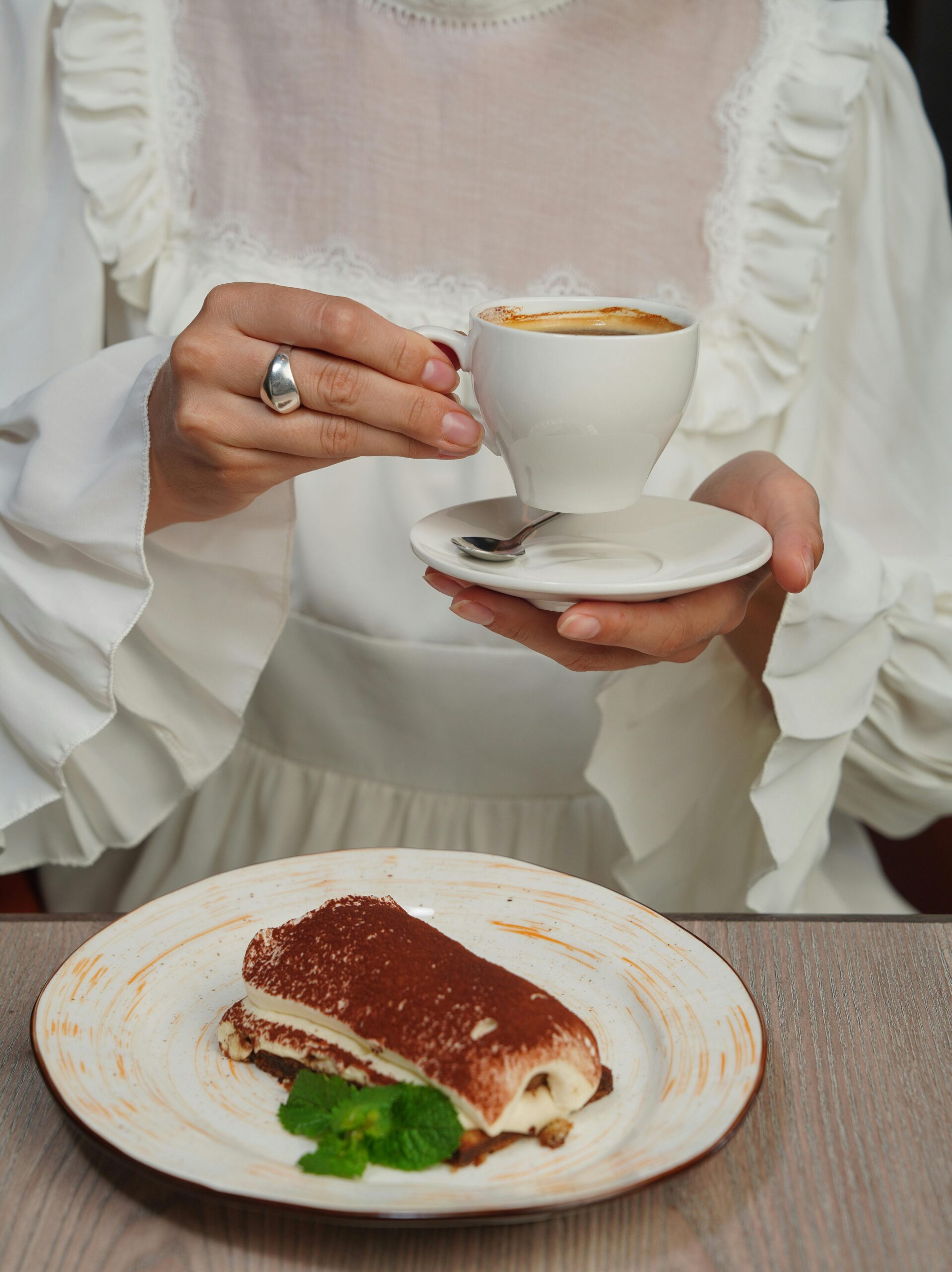 Korean Cafe Hopping and Dessert Cafes Explore Flavor and Style