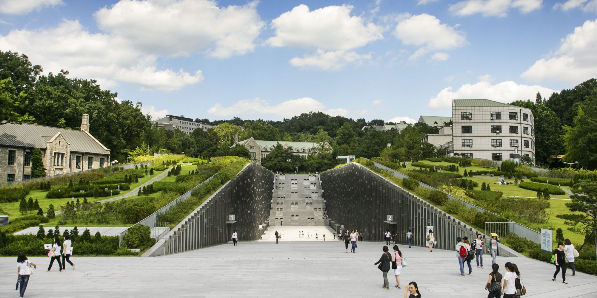 Discover Ewha Womans University Area: Culture, Shopping, and Community