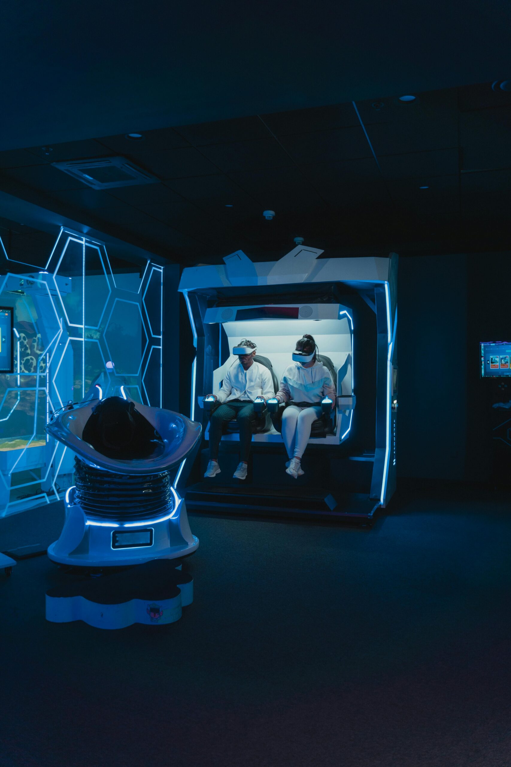Korean VR Gaming Rooms: Immersive Worlds and Social Hubs