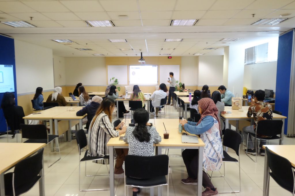 Korean Self-Development Courses: Culture, Innovation, and Growth